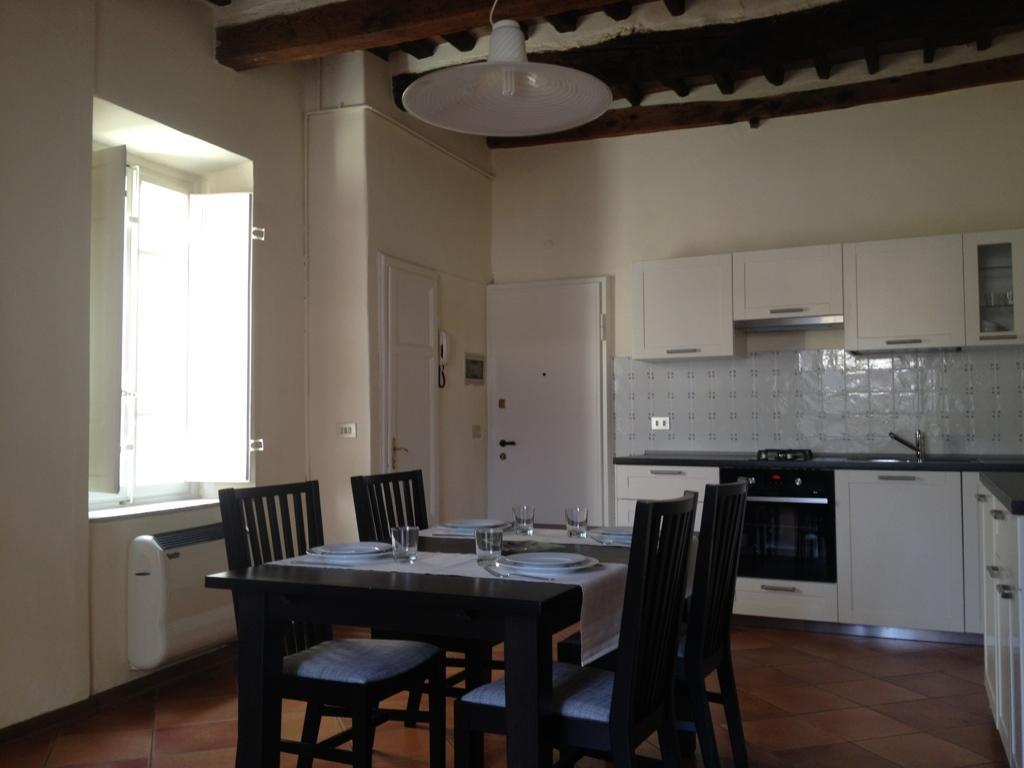 La Rondine Apartment Lucca Room photo