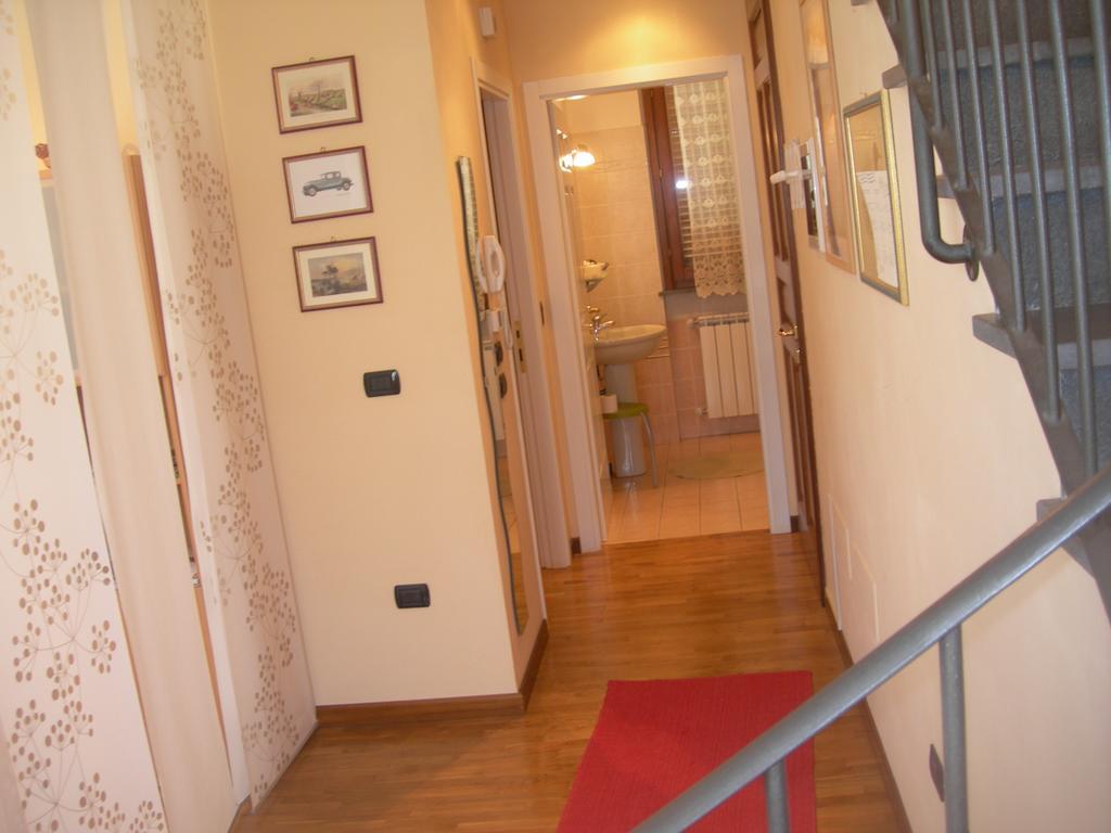 La Rondine Apartment Lucca Room photo