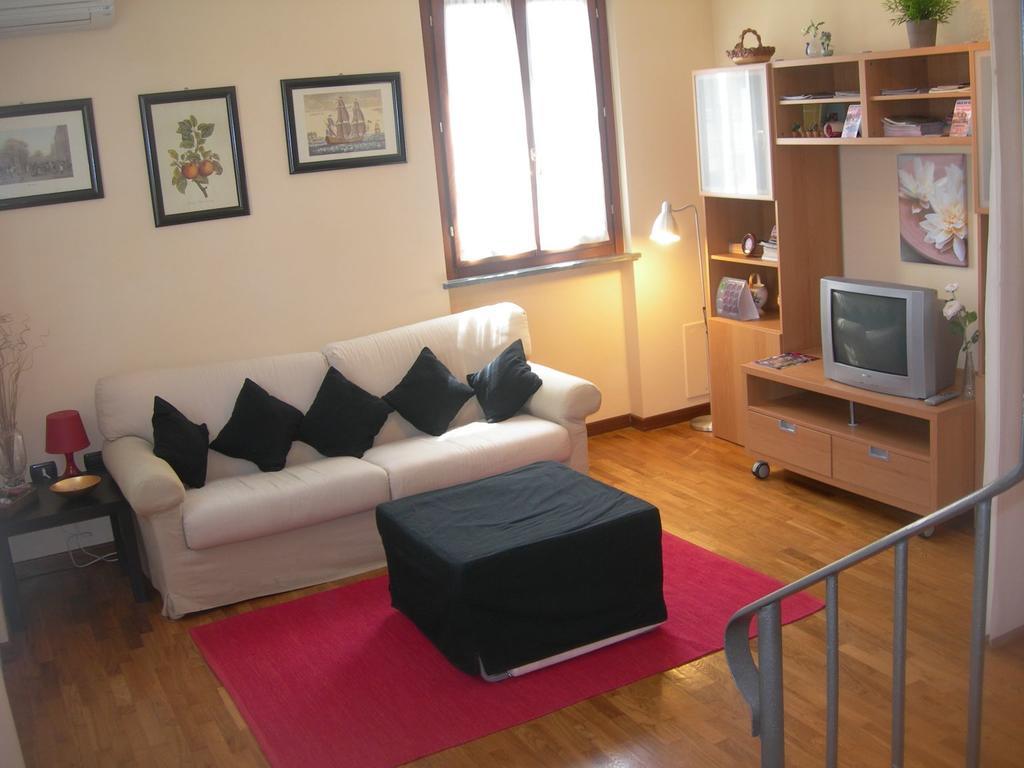 La Rondine Apartment Lucca Exterior photo